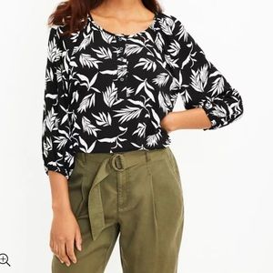 NWT Ann Taylor Loft Palm Henley Black White Blouse Blouson 3/4 Sleeve